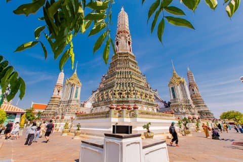 Grand Palace, Wat Phra Kaew, Wat Pho och Wat Arun Walking Tour från Bangkok