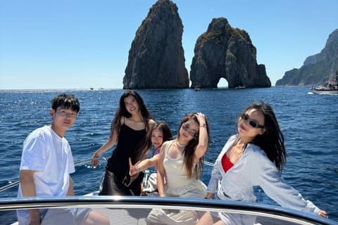Capri Private helgedag båttur fra Sorrento - Premium 28ft båt