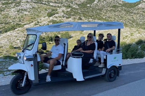 Omiš: Privat eTuk Tuk tur med naturskjønne utsikter og lokal guide