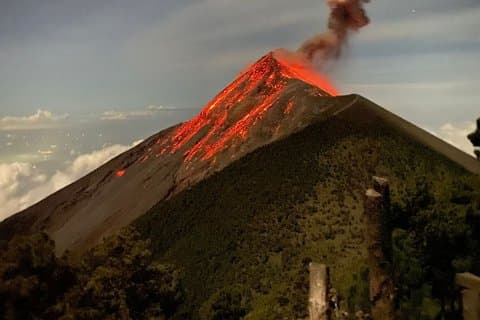 Tour du lever du soleil d'Acatenango