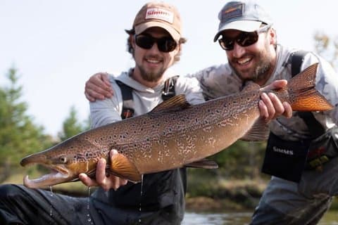 Cape Breton: Sightseeing tour + Fly Fishing with Local Guide
