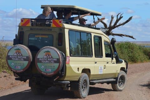 Masai Mara, Lac Nakuru, Naivasha et Amboseli 7 jours Safari privé