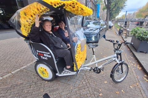1 Stunde private Rikscha-Tour durch Amsterdam