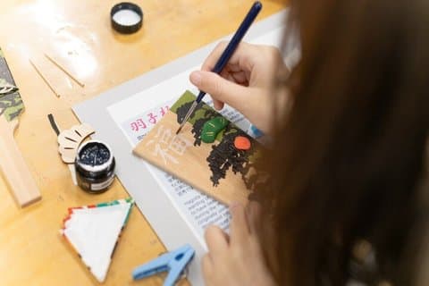 [Ningyo no Miyahide Shizuoka] Hagoita Charm Crafting Experience