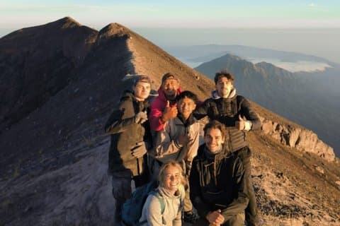 Mount Agung Sunset Trekking Adventure com Guia Local
