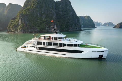 HERA CRUISE - Bäst Vip Day Cruise i Halong Bay och Lan Ha Bay