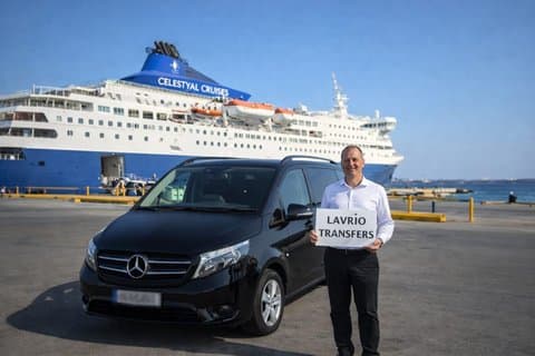 Lavrio havn til Athens internationale lufthavn Privat transfer