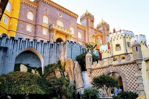 Private Guided Sintra & Cascais Full-Day Tour from Lisbon