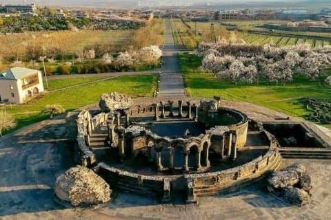 Ekmiadzin, Hripsime, Gayane, Zvartnots Temple gruppe tur