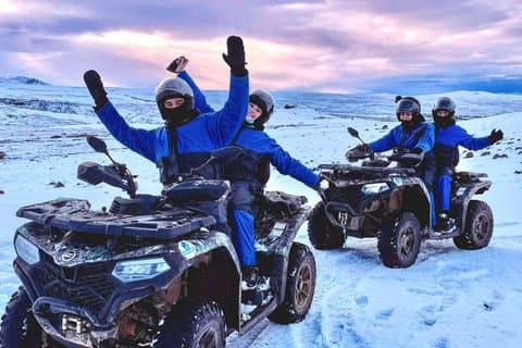 ATV Quad Adventure in Húsafell : Flüsse & Bergblicke