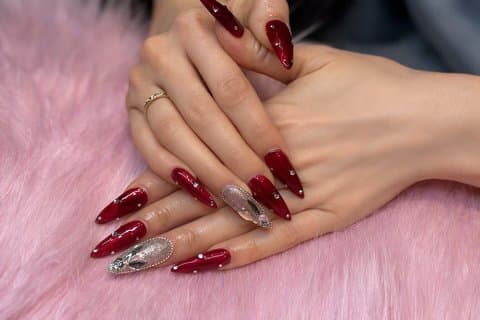 Japansk nail art opplevelse i Kagoshima – luksuriøse private negler