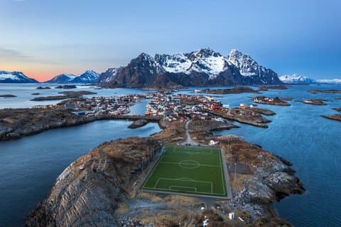 Svolvær & Lofoten Highlights Private Shore Tour from Svolvær