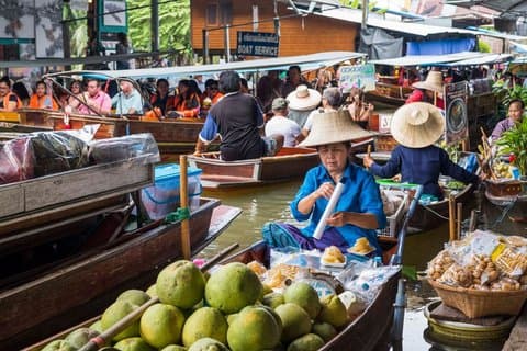 Visite privée d'une journée du marché ferroviaire de Bangkok et du marché flottant