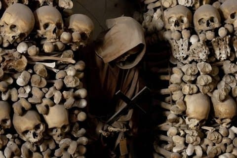 Hidden Rome by Golf Cart: Catacombs, Crypts and Sacred Art
