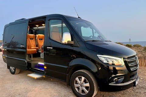 Private Transfer from Athens Airpot to Piraeus Port