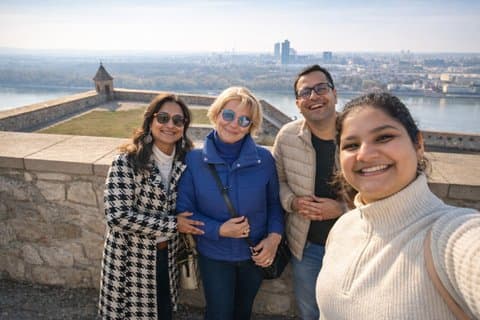 Private Grand City Tour in Bratislava met Devin Castle