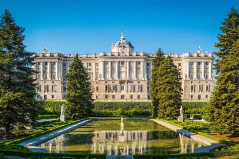 Madrid: Guidad tur av det kungliga palatset i Madrid med entré