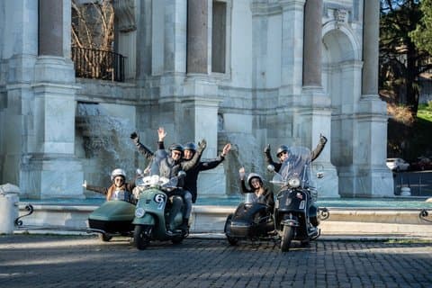 90 minutters panorama Vespa sidecar tur i Roma
