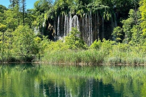 Plitvice Lakes Private Escape : Authentiek & Handtekening
