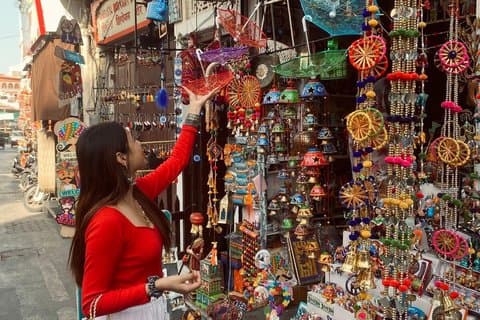 Udaipur Shopping Tour with Pickup and Drop Off