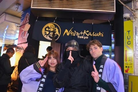 TokyoShinjuku Ni chome LGBTQ Culture Night tour with Ninja Guide