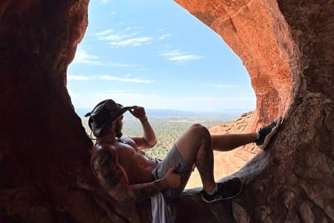 Full Day Sedona Jeep Off-Road and Sunset Hike Adventure