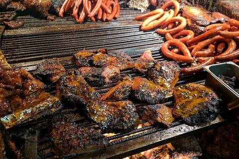 Texas Hill Country BBQ and Wine Tour From Austin (Small Group)