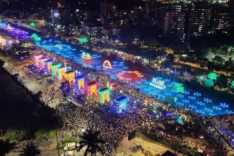 Natttur Julbelysning i Medellin