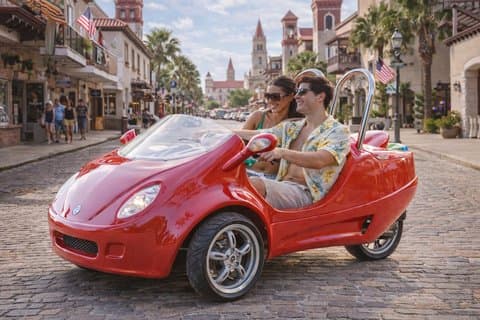 Scoot Coupe mieten in St. Augustine
