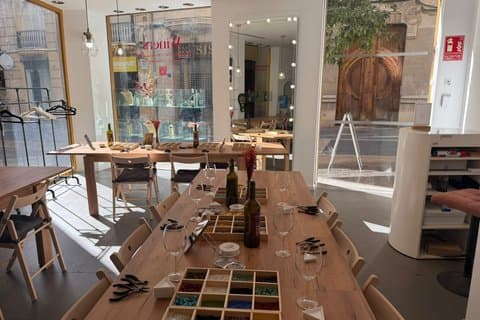 Atelier de joaillerie avec vin à volonté