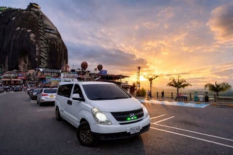 Privattransport | Flyplass | Medellin