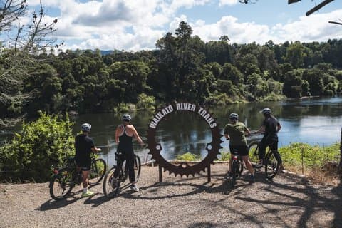 Tour guidato in bicicletta di mezza giornata al Waikato River Trail