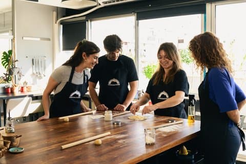 Hands-on Greek Cooking Class em Atenas com Acrópole View & Meal