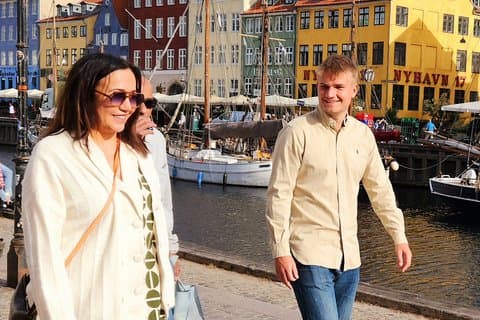 Private Cph Contrasts: Nyhavn, Chr.havn & Holmen Walking Tour