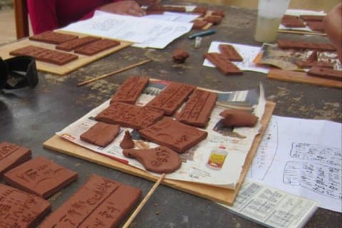 Heraklion Clay Workshop guidade antika skrivlabb