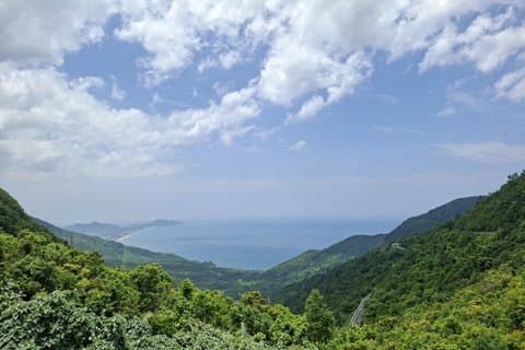 Hue Scenic Voiture privée de ou vers Hoi An avec de nombreux arrêts