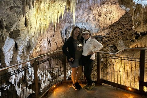 Private tour: Ruakuri Cave, Waitomo Glowworm & Hobbiton film set