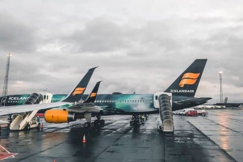 Keflavik flygplats (KEF) ↔ Reykjavik : Privat flygplatstransfer