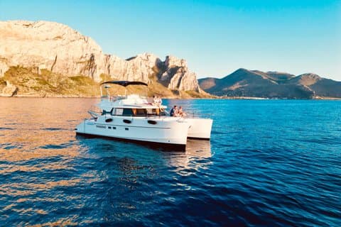 Private Sunset Catamaran Tour with Aperitif in Palermo