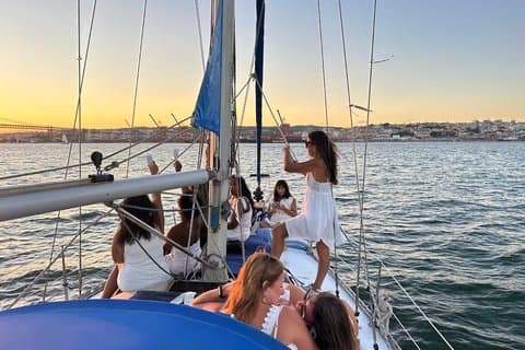 Private Group Sailing Tour