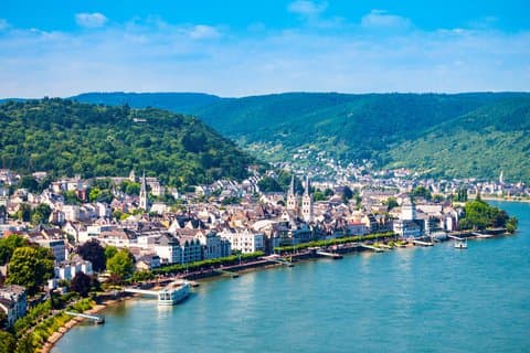 Private Shore Tour: Historical Discovery Walk in Boppard