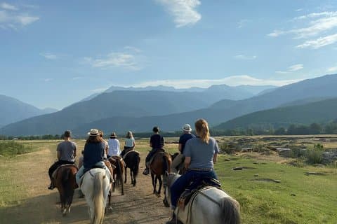 Ridning i Pankisi Gorge från Tbilisi med Kist Middag