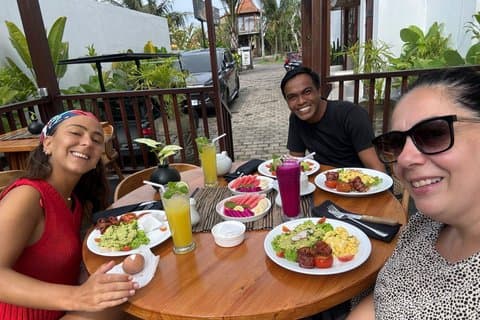 Assumi a Balinese Spiritual Coach & Life Advisor