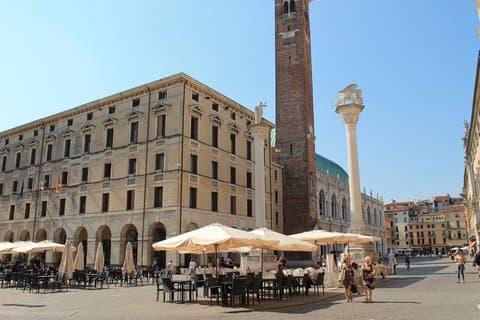 Half Day Tour to Vicenza