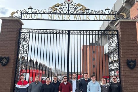 Excursión privada a Liverpool con el estadio y la ciudad de Anfield de los Beatles