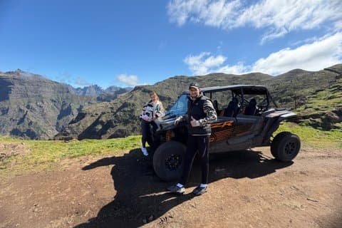 Madeira Privé Buggy Tour : Skywalk, Trails en Scenic Peaks