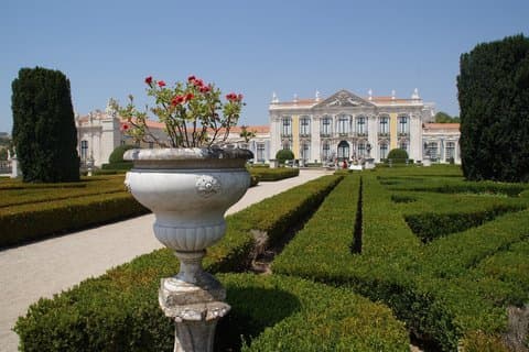 Sintra: Queluz Palace Guided Tour and Tickets
