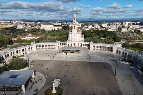 Stadstur till helgedomen i Fátima: Privat VIP-rundtur (upp till 4 personer)
