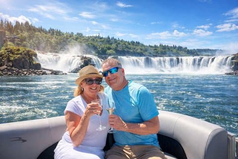 Scenic 2-Hour River Cruise to the Majestic Willamette Falls!