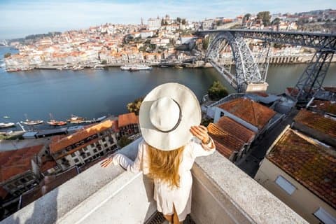 Privétour Porto en Aveiro met Costa Nova Experience vanuit Porto